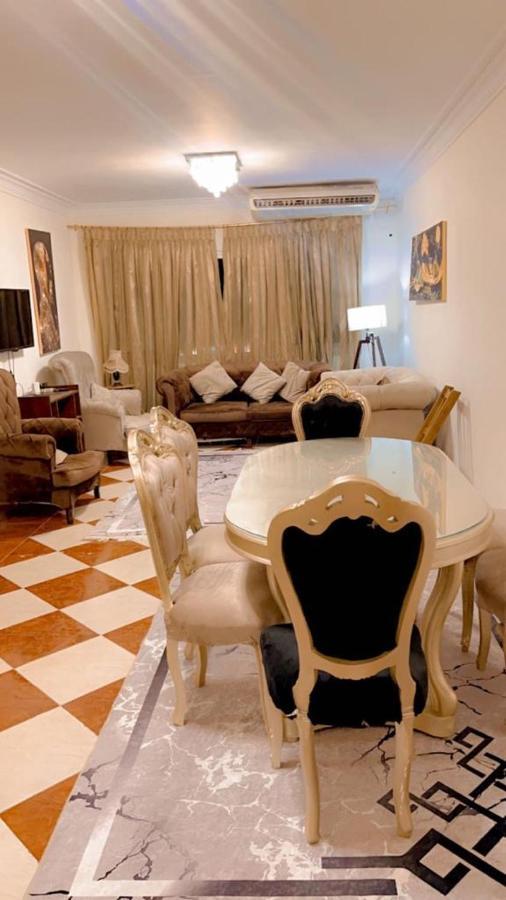 مفروشة بجوار سيتى ستارز مدينة نصر Apartment
